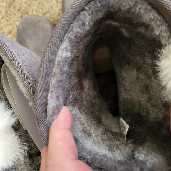 Eydram women fur lined winter Gray mid calf Boots with White Fur Accents. 7.5 - Picture 10 of 15